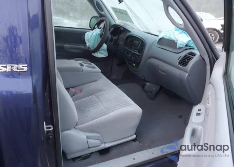 2002 Toyota Tundra Sr5 V8 z USA, uszkodzony, nr VIN 5TBKT44122S223160